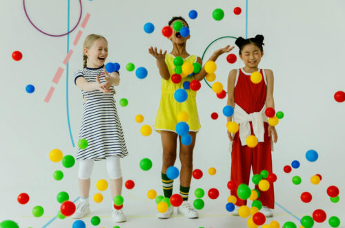 Psycholog dziecięcy i psychoterapeuta rodzinny – jak profesjonalne wsparcie może pomóc Twojemu dziecku i całej rodzinie?